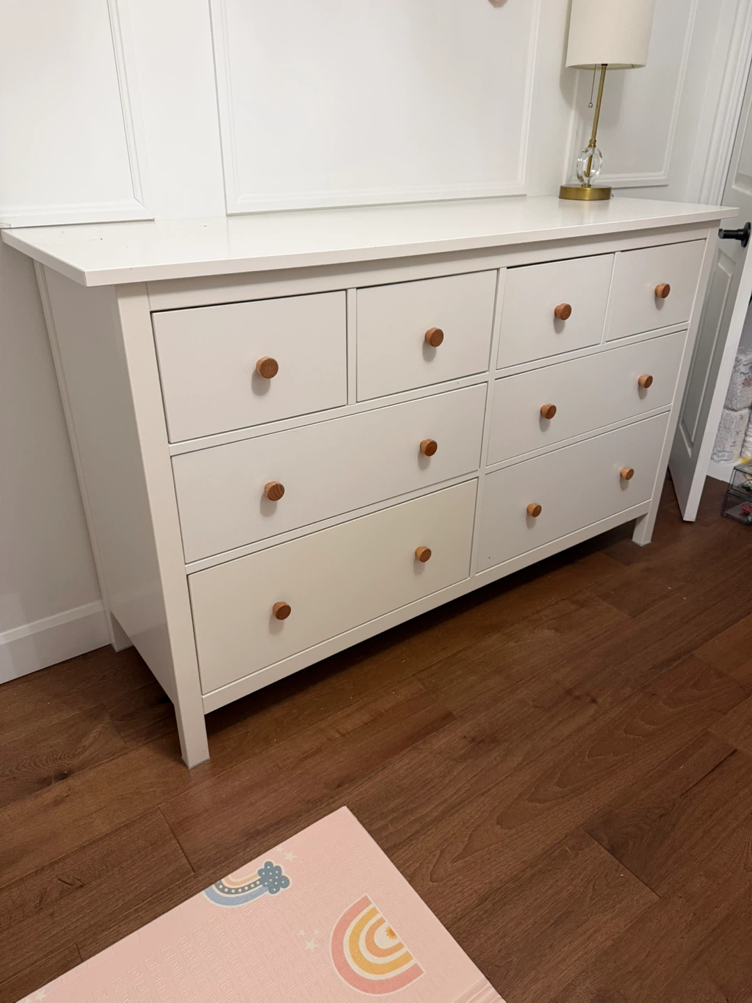 White 8-Drawer Dresser with Wood Knobs