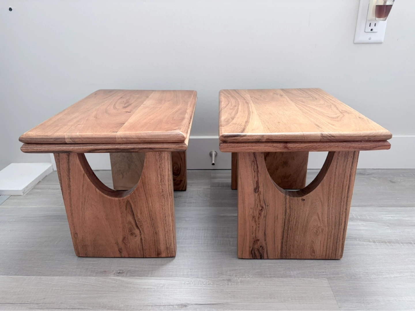 Set of 2 Wooden Stools - photo 4