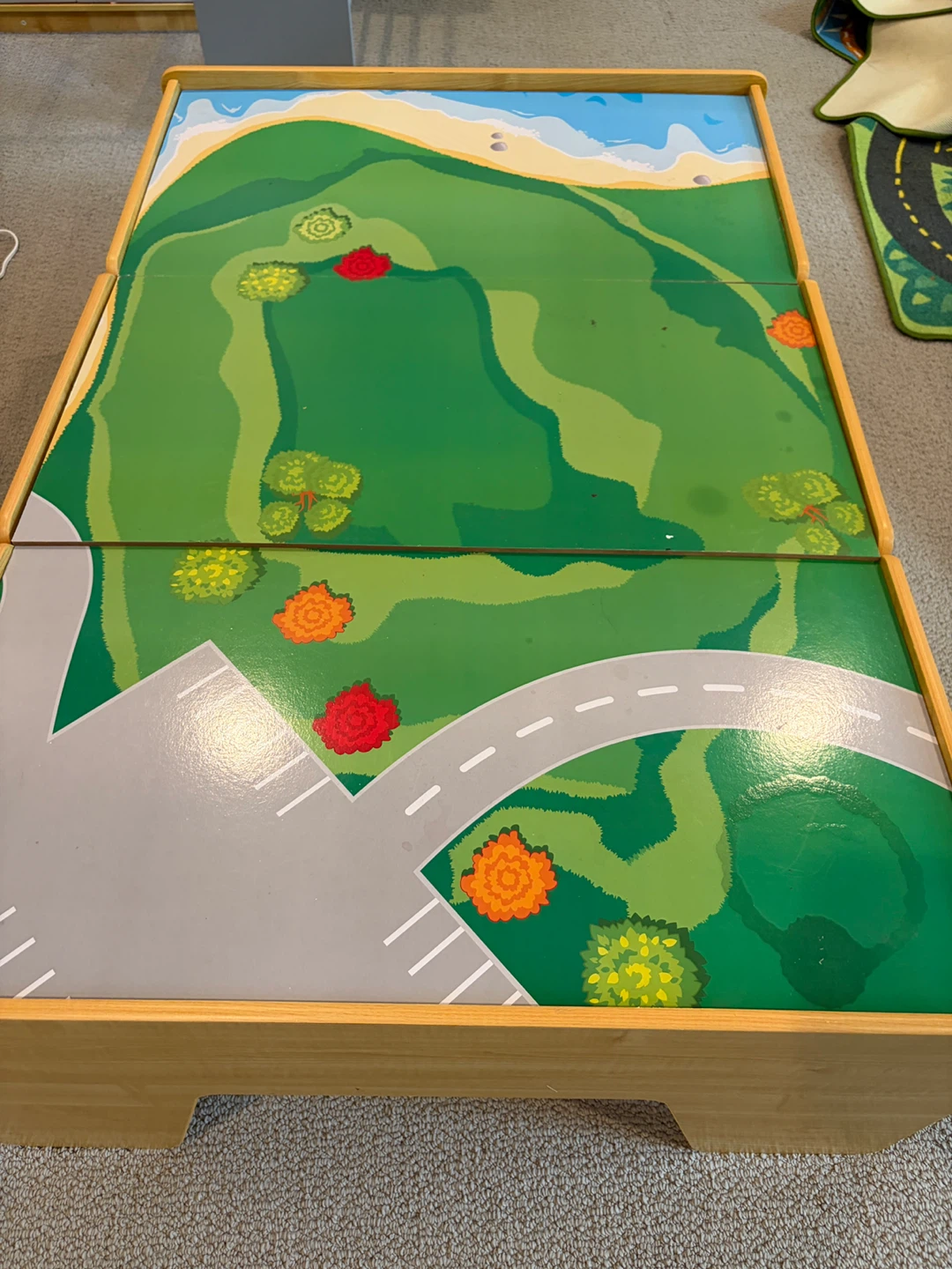 Kid craft Train Table