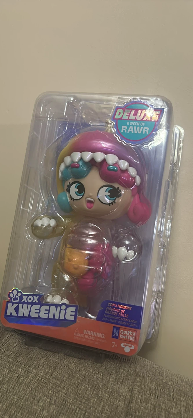 XOX Kweenie Deluxe Kween of Rawr Figurine