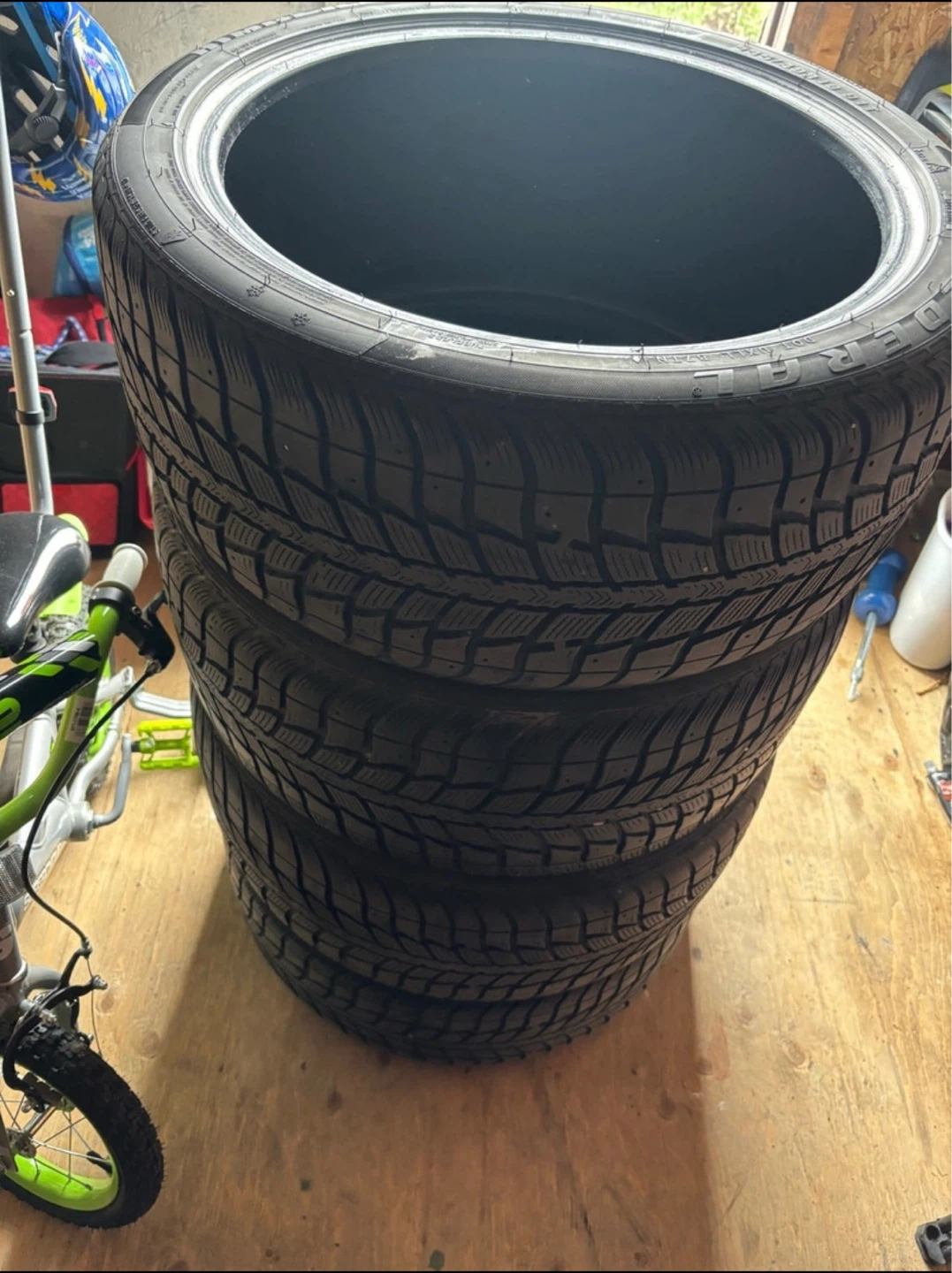 Federal Couragia 235/40R18 Winter Tires (Set of 4) - photo 2