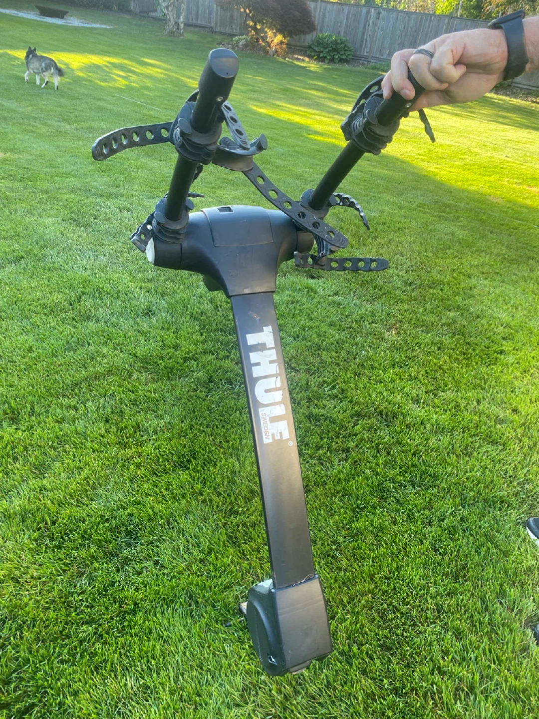 Thule Apex 2 Bike Rack