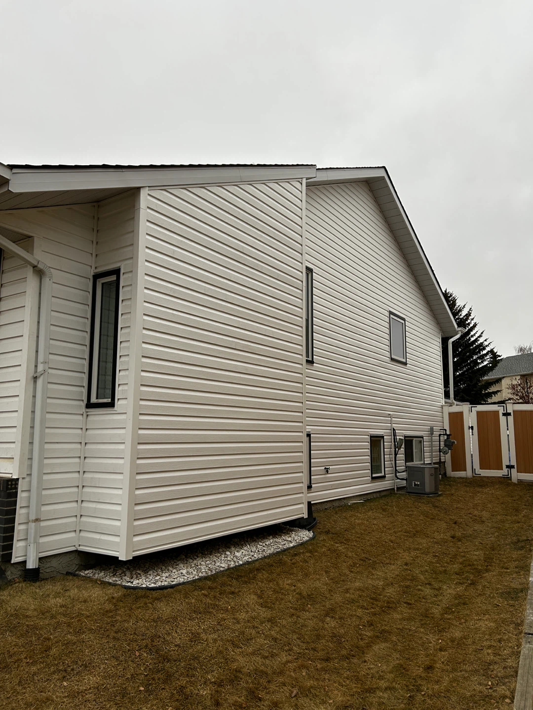 Siding repair cheap price - photo 2