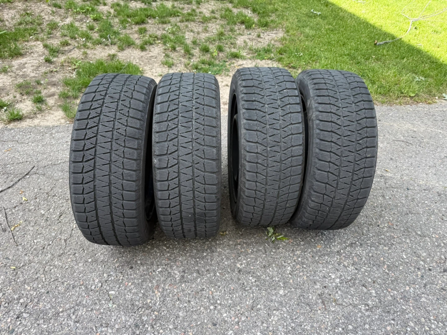 Bridgestone "Blizzak" Snow Tires - 205/55R16 - photo 3