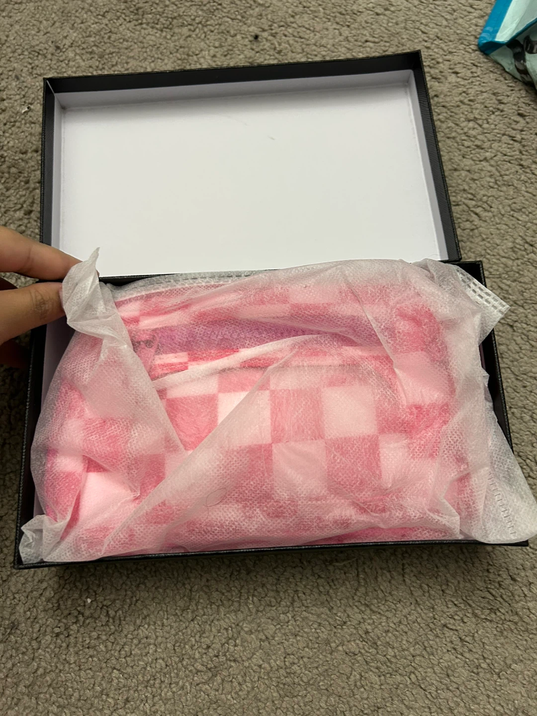 KZBHHP Pink Checkered Rose Wristlet Wallet - photo 2