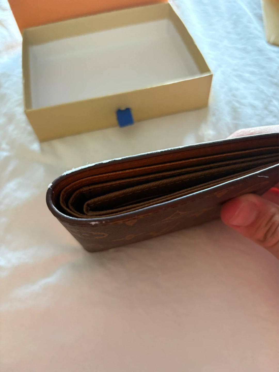 Louis Vuitton Monogram Bi-fold Wallet - photo 2