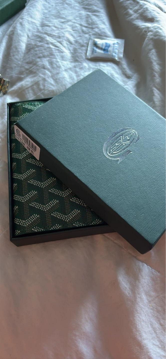 Goyard Green Card Holder - photo 5