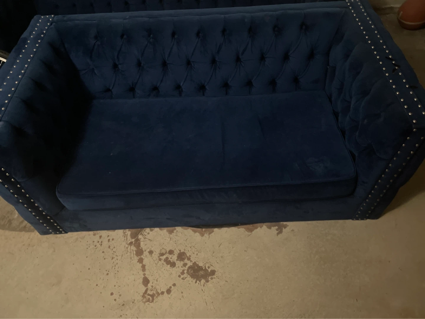 Navy Blue Velvet Tufted Sofa - photo 2