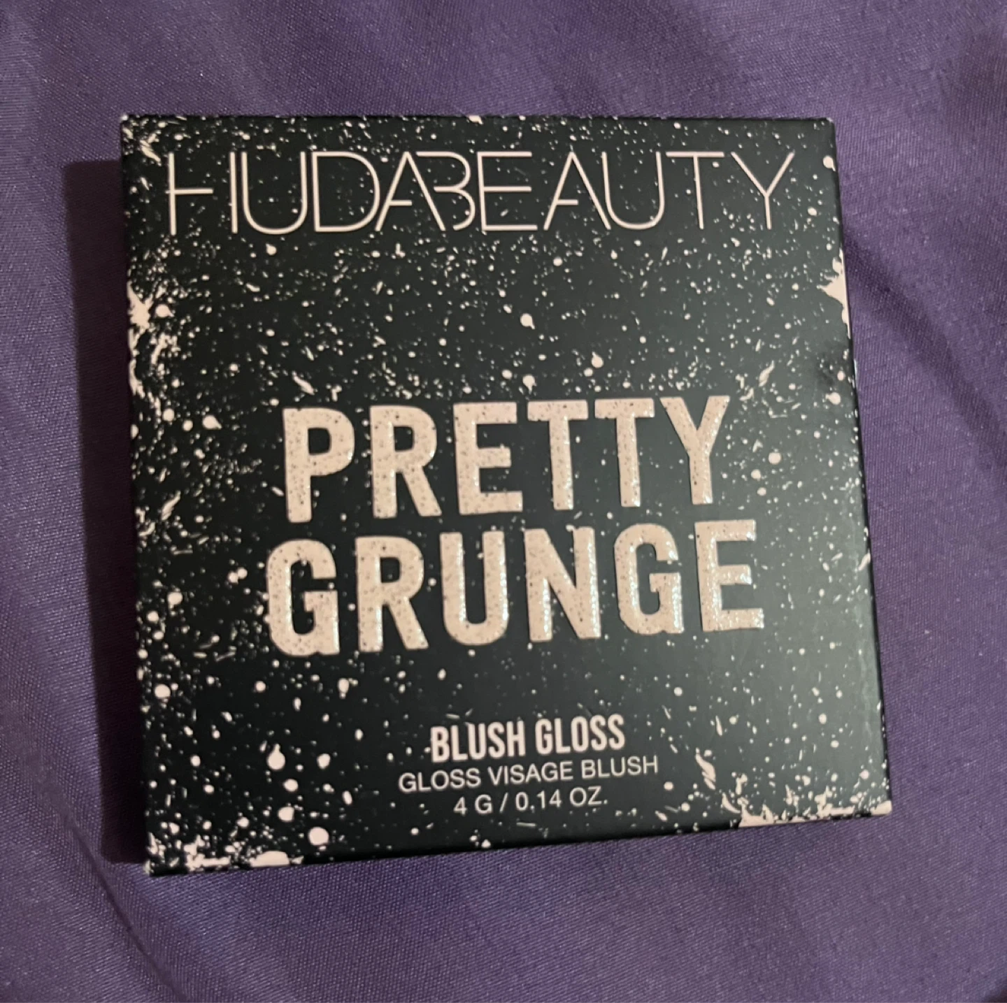 HUDA BEAUTY Pretty Grunge Blush Gloss