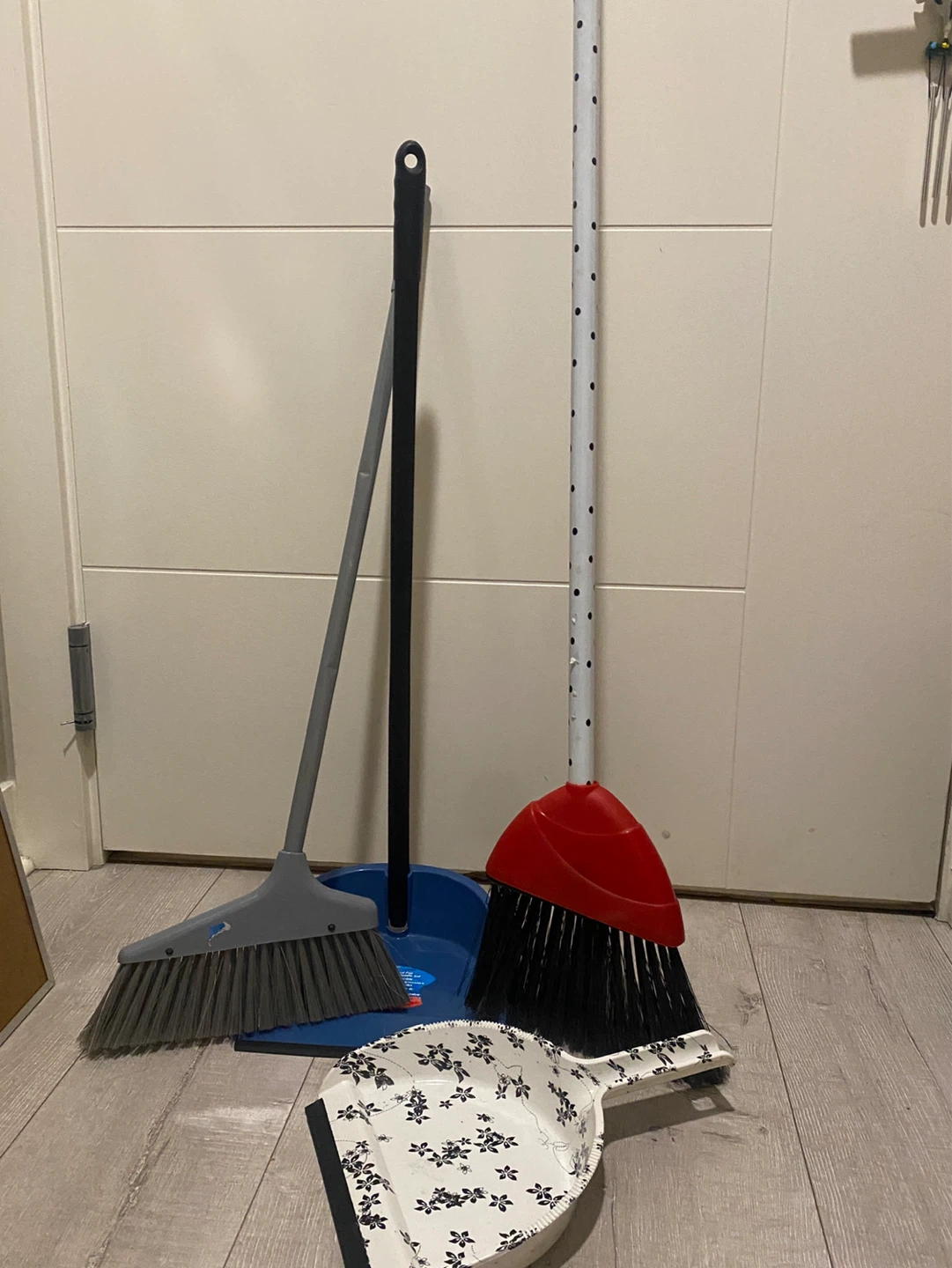 Broom and Dustpan Set - photo 3