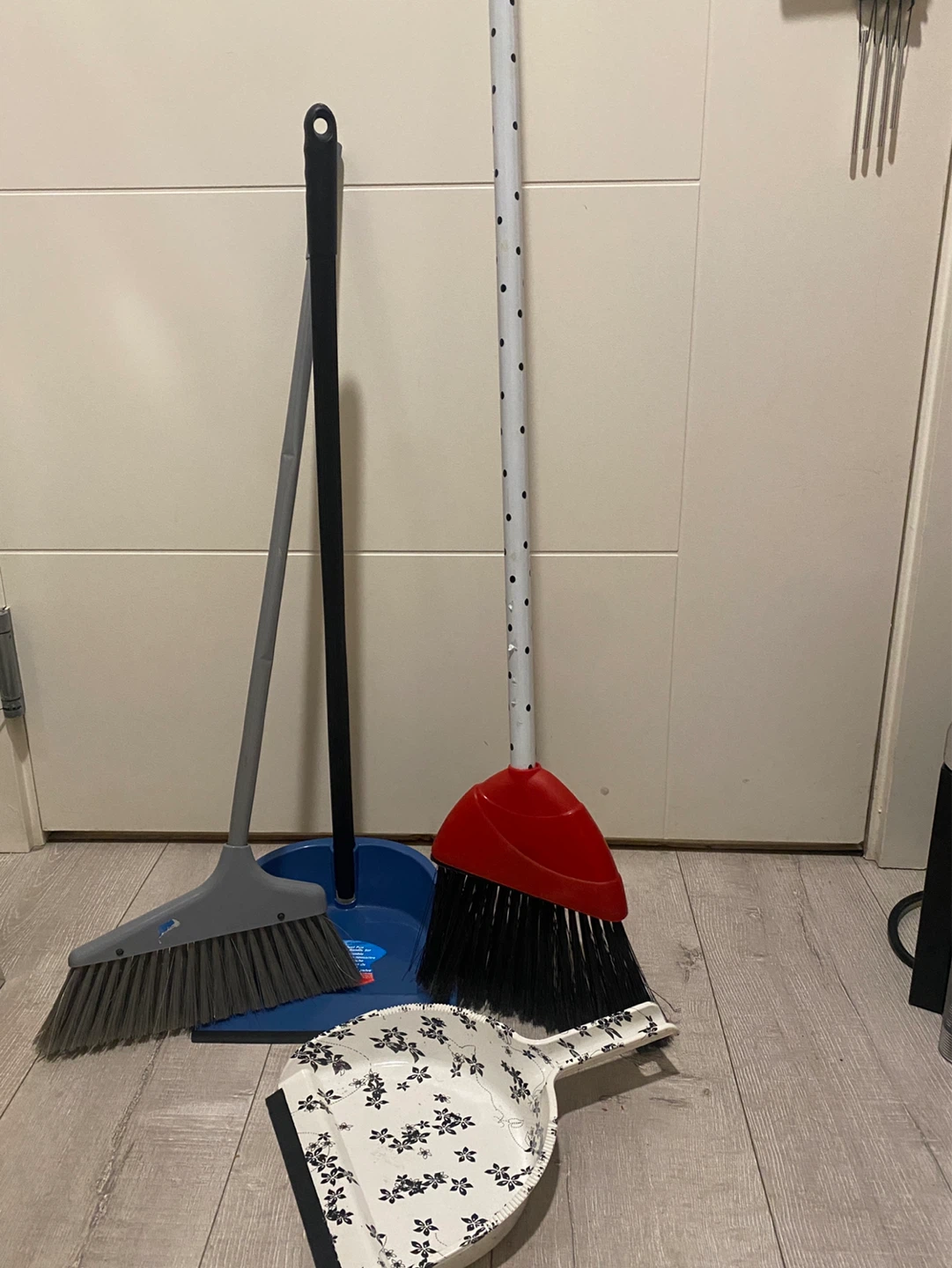 Broom and Dustpan Set - photo 4