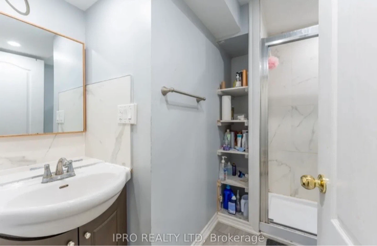 Basement for rent - photo 3