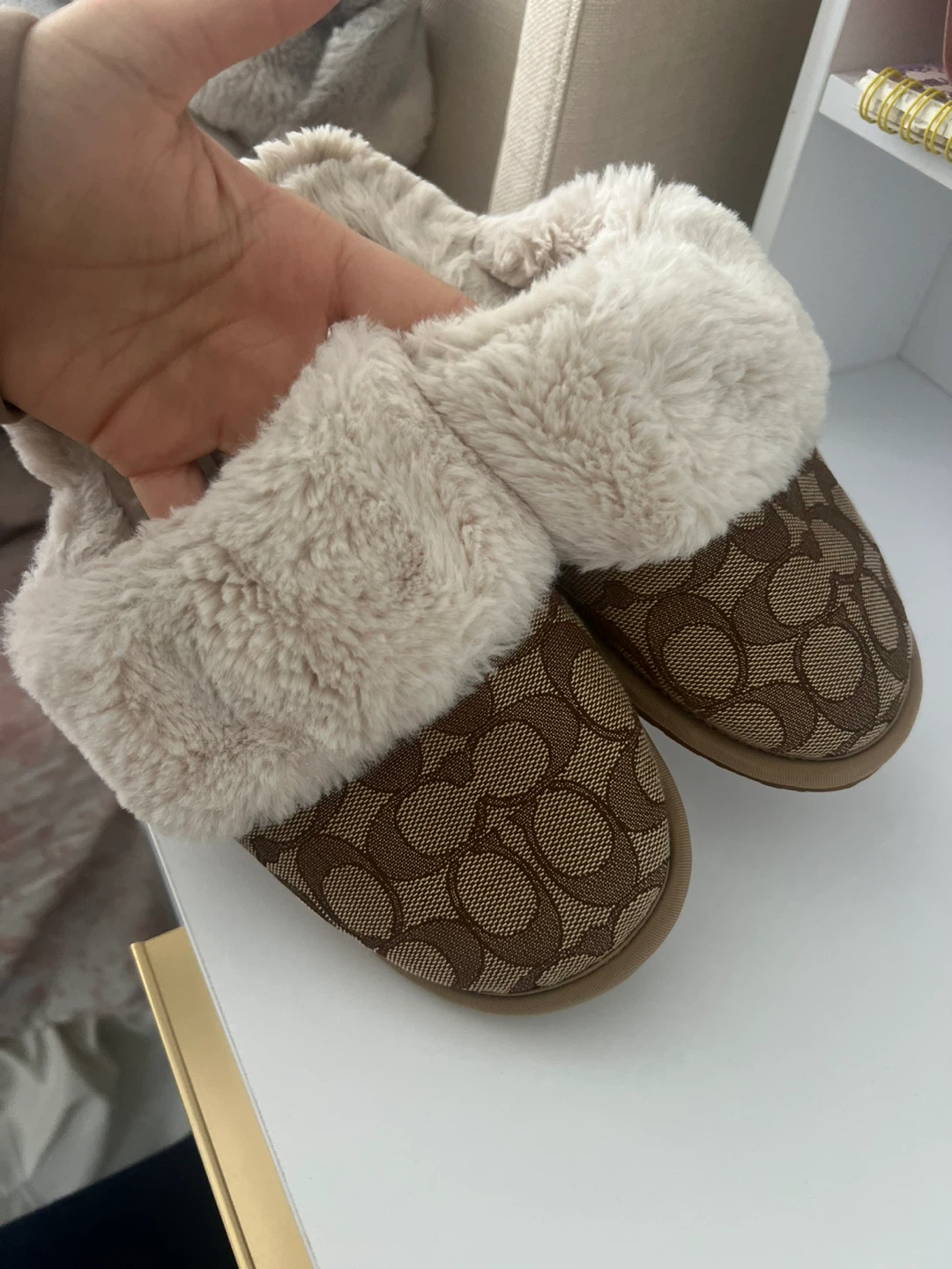 Coach C Signature Fuzzy Slippers - photo 3