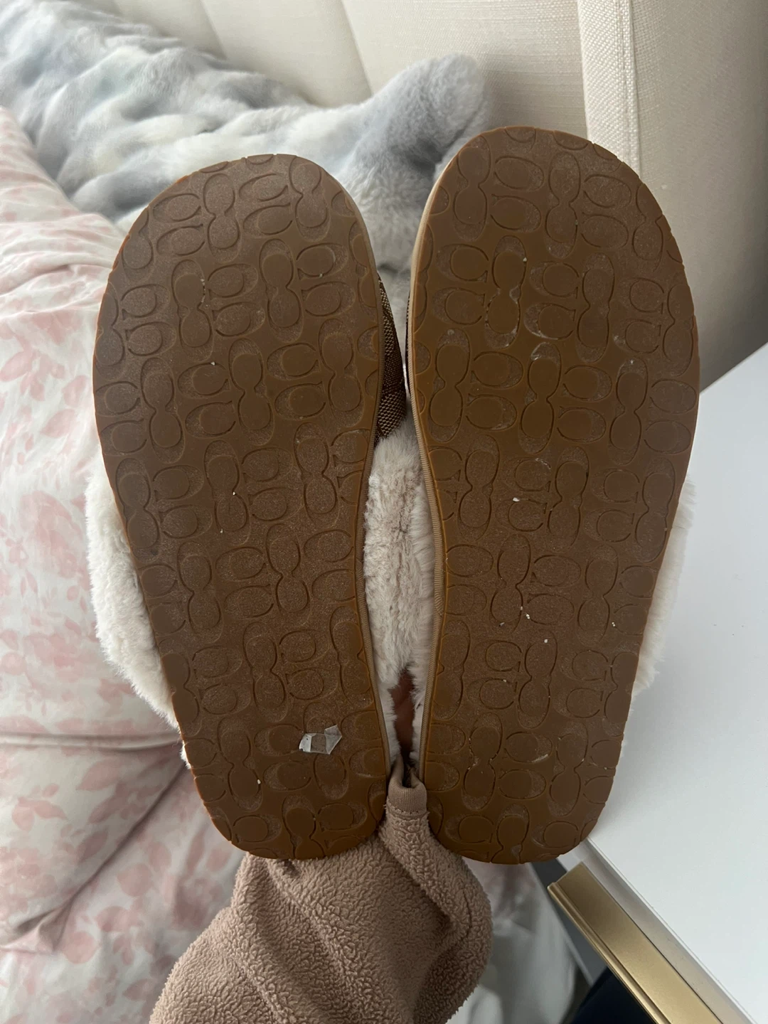 Coach C Signature Fuzzy Slippers - photo 2