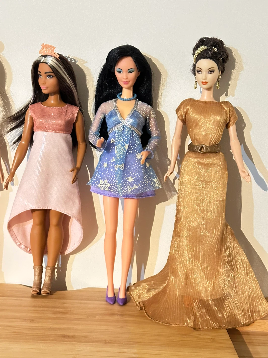 Good condition Barbie Dolls Assorted Outfits $5-10 per doll - photo 3