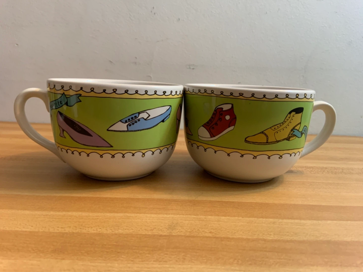 Set of 5 Assorted Mugs and Cups