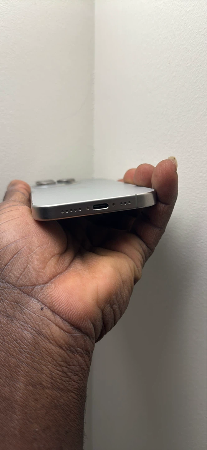 iPhone 15 Pro 128GB - photo 4