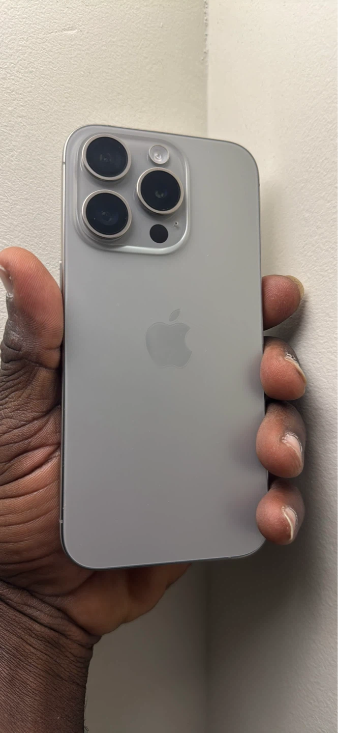 iPhone 15 Pro 128GB