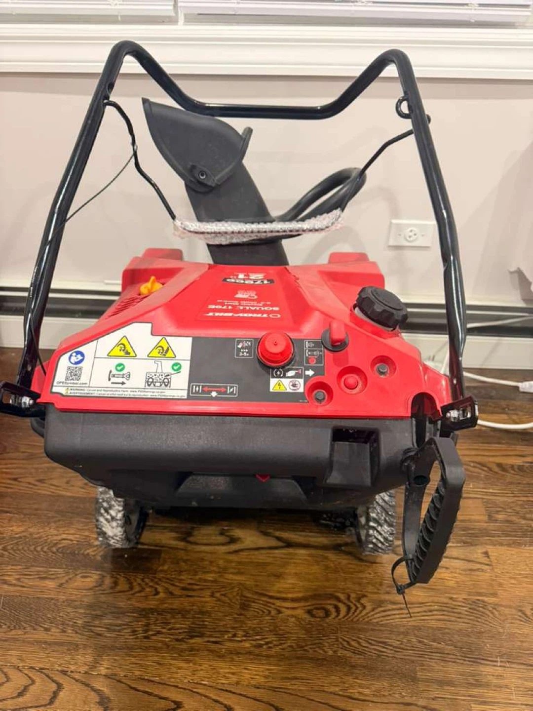 Troy-Bilt Squall 21" 179cc Snow Blower - photo 2