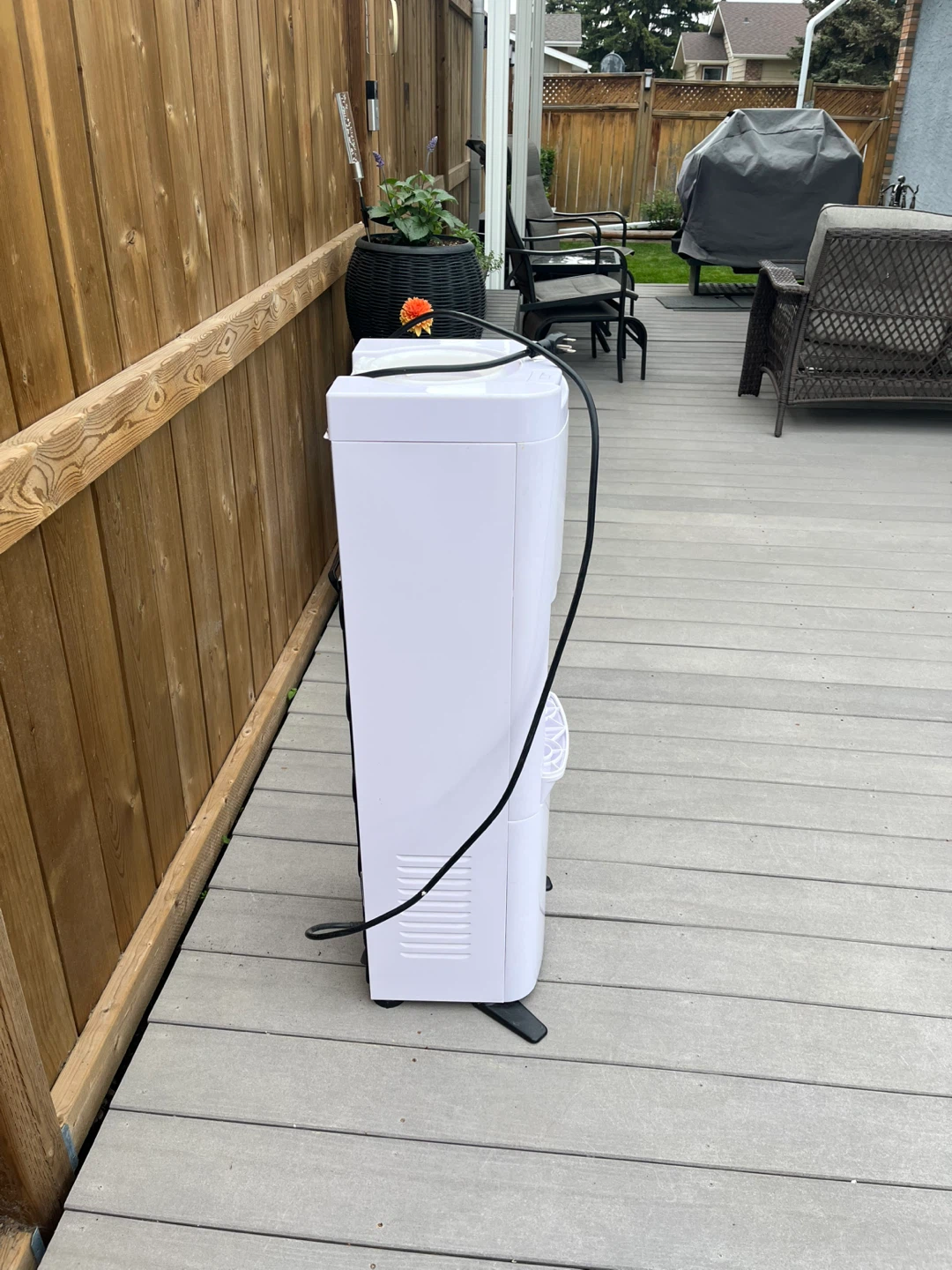 BLACK+DECKER Water Dispenser - photo 2