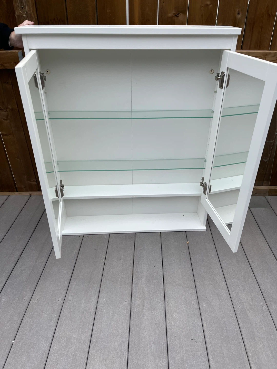 White Medicine Cabinet with Mirrored Doors - photo 2