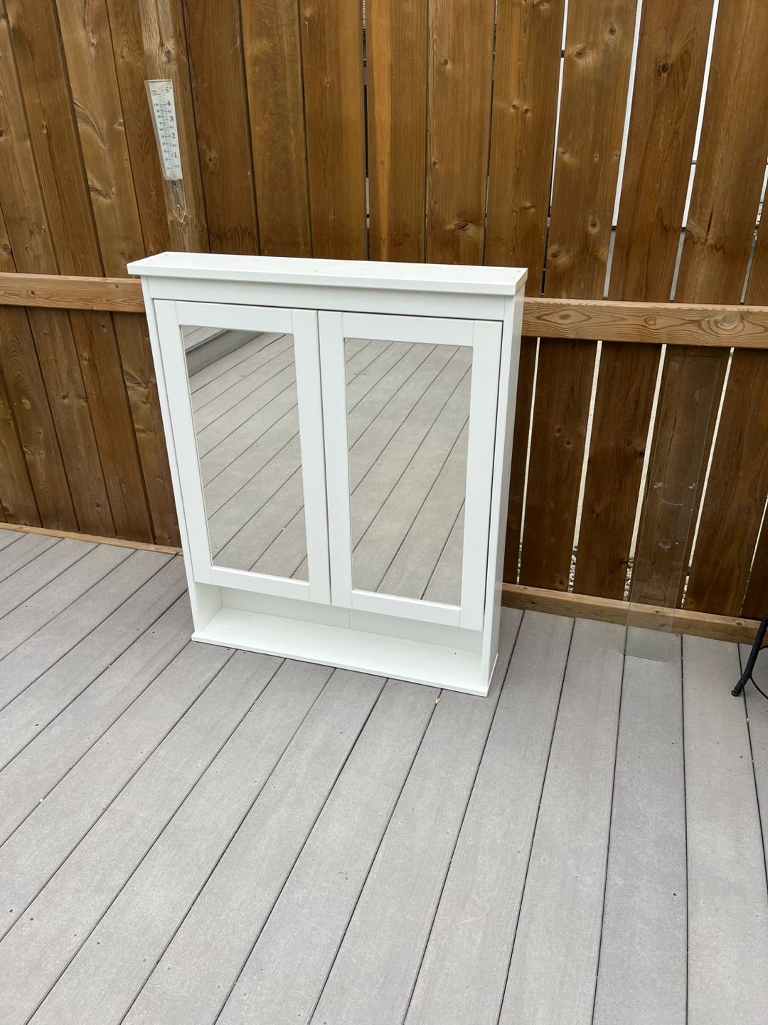 White Medicine Cabinet with Mirrored Doors