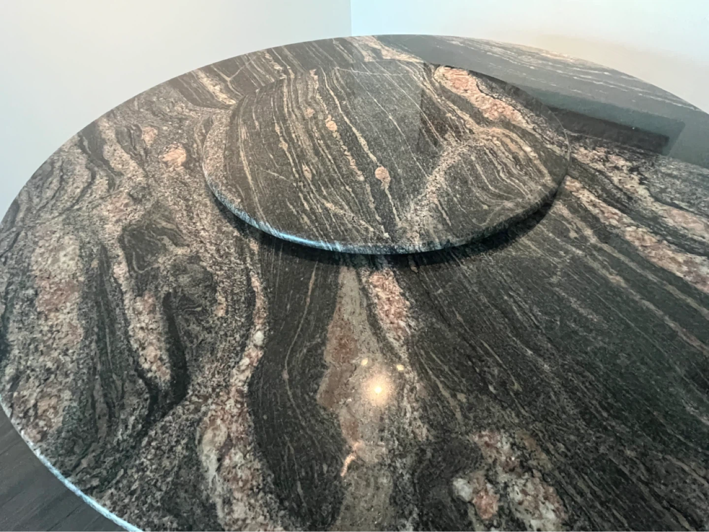 Round Granite Pedestal Dining Table - photo 3