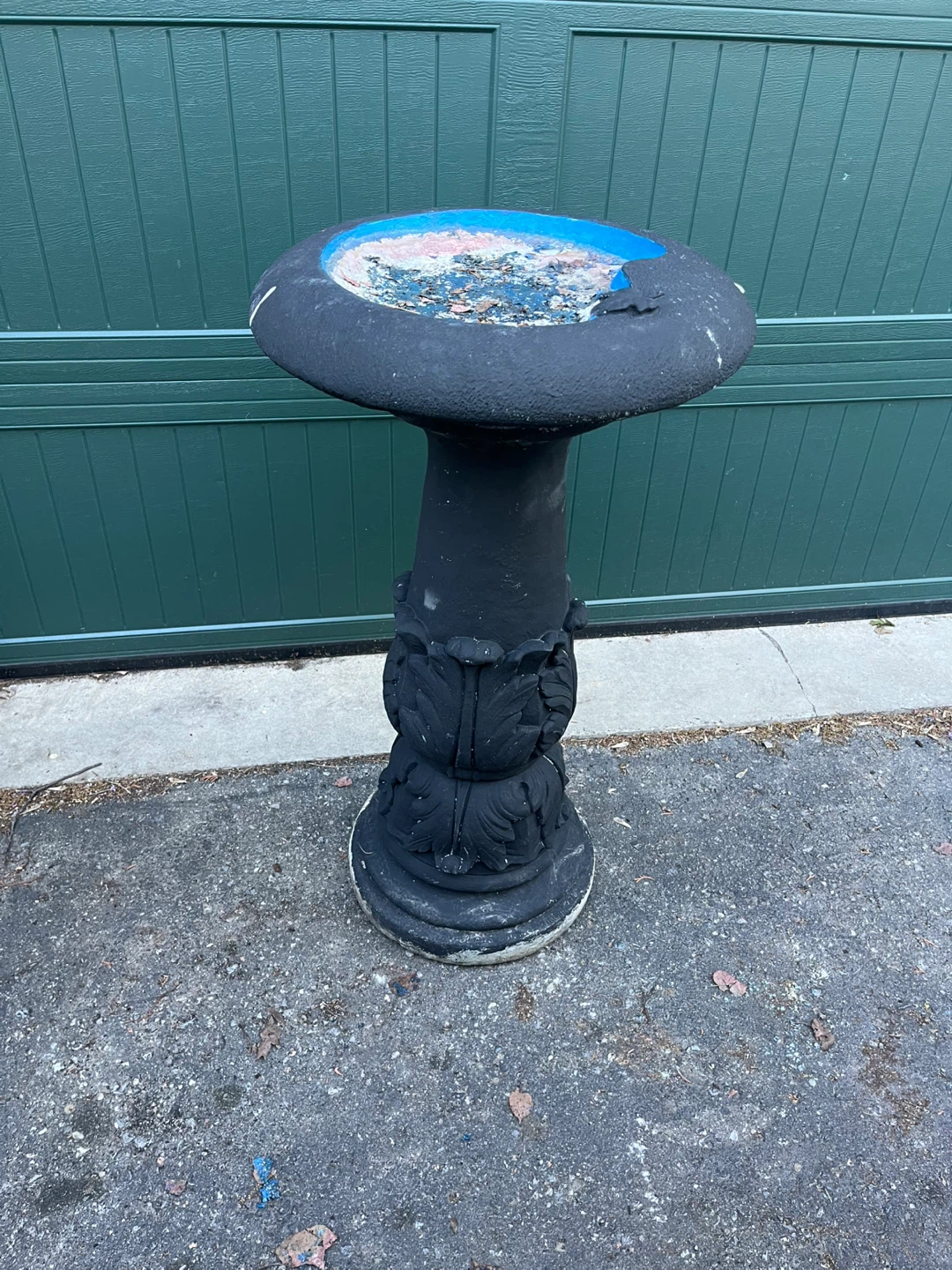 Stone/cement Bird Bath - photo 5