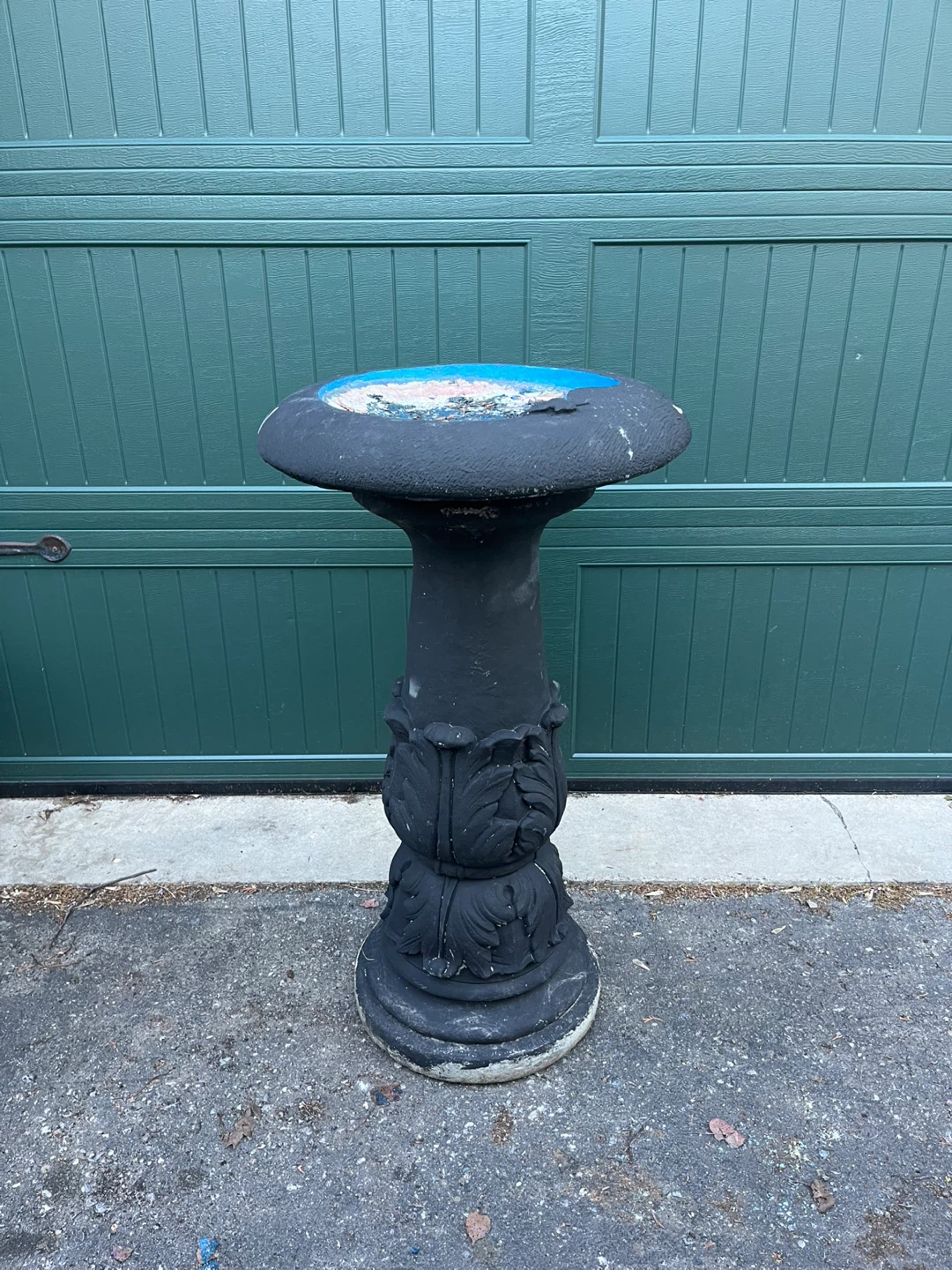 Stone/cement Bird Bath