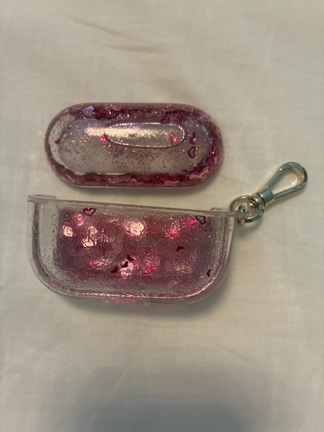 Kate Spade Glitter Heart Earbud Case