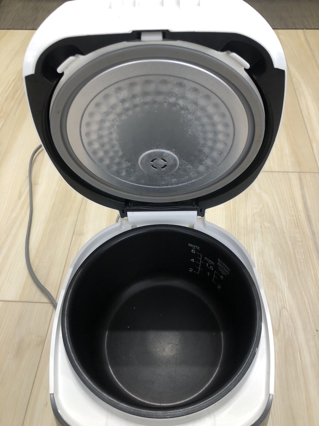 Cuckoo CR-0632F Electric Rice Cooker - photo 5
