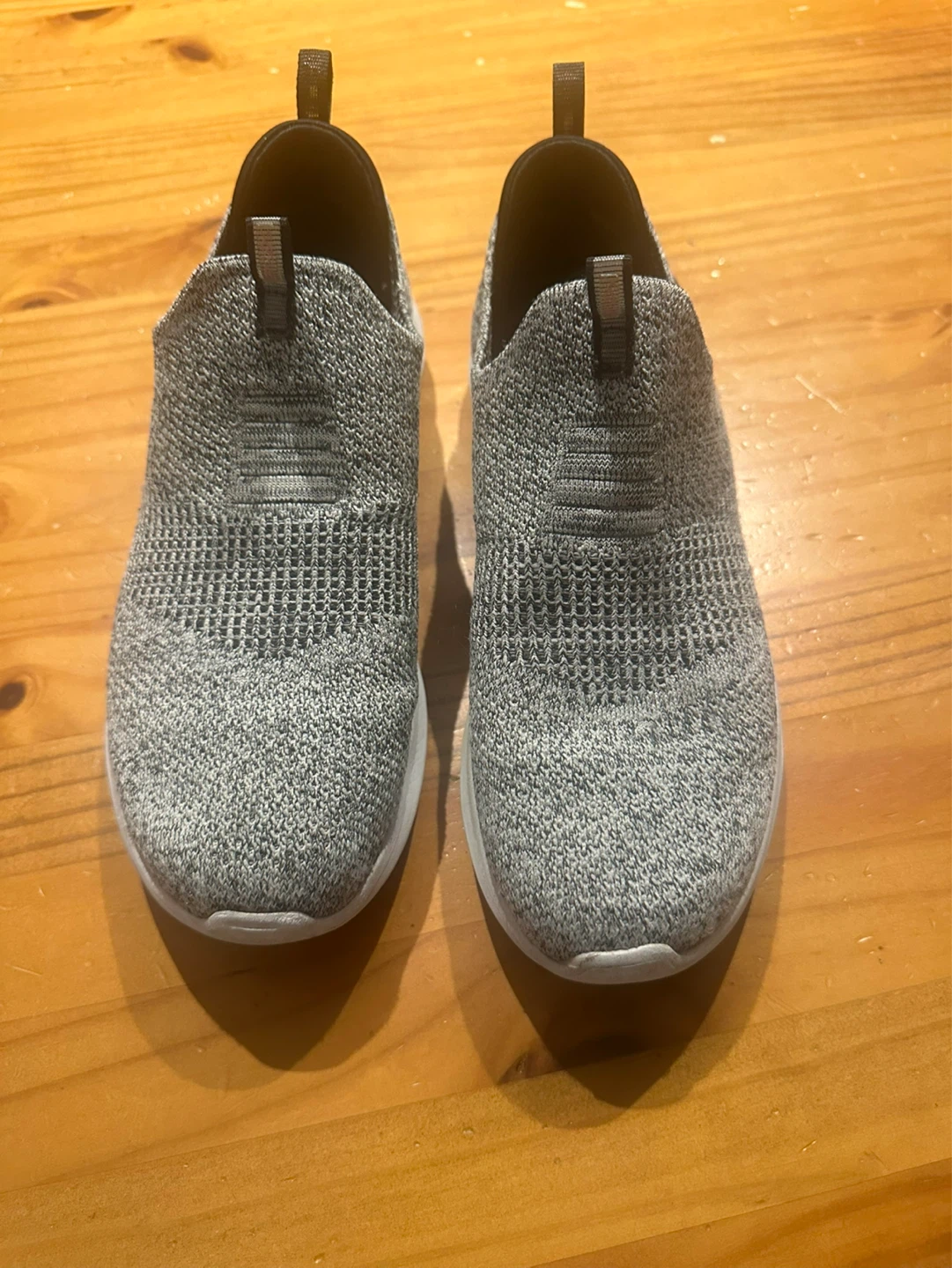 Skechers Women's Slip-on Sneakers Size 9