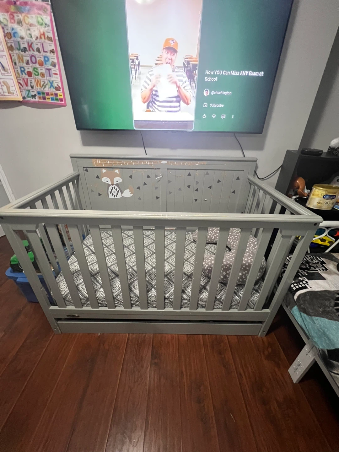 Grey Baby Crib with Fox Decal - photo 3