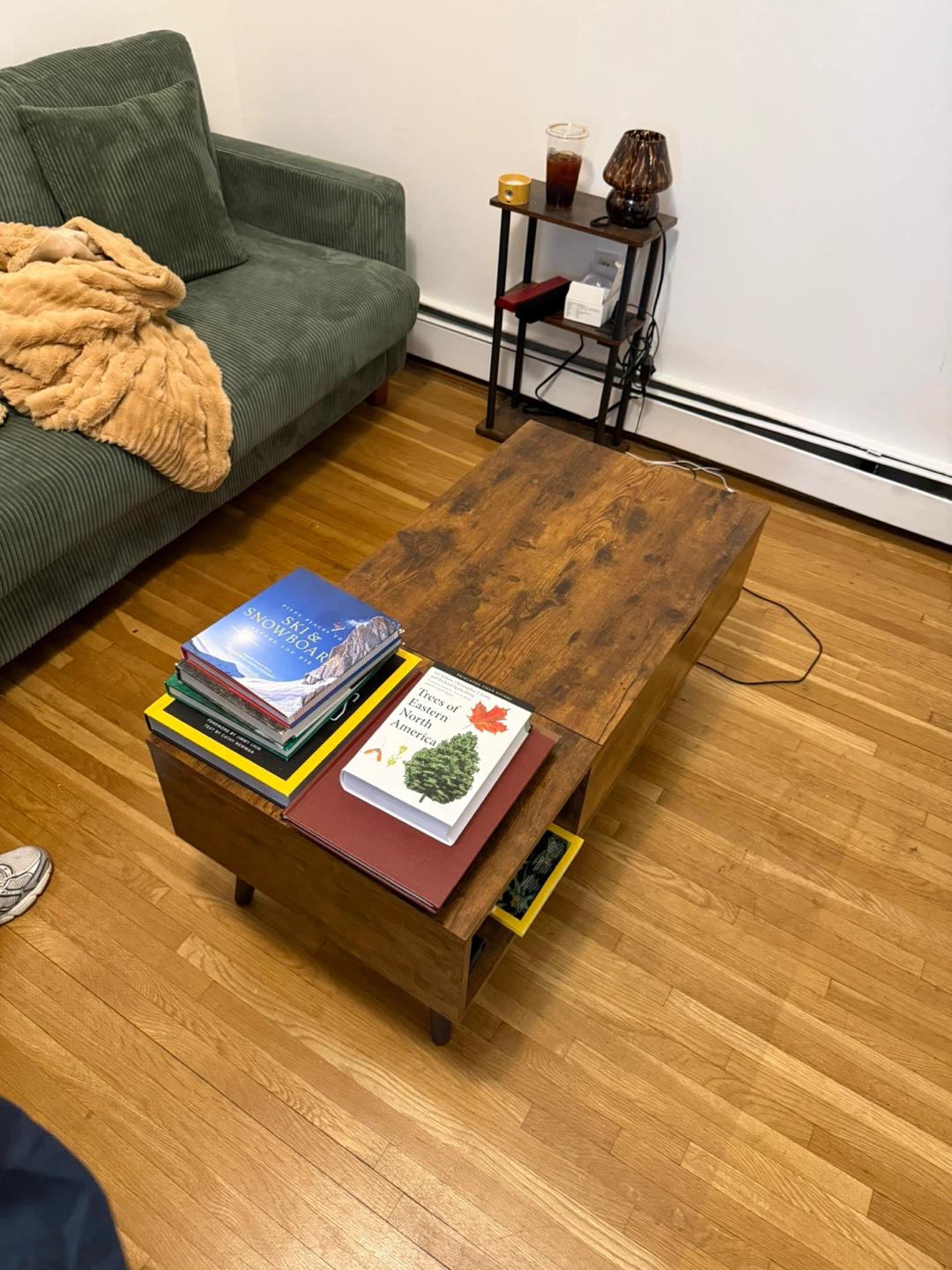 Lift Top Coffee Table with Storage