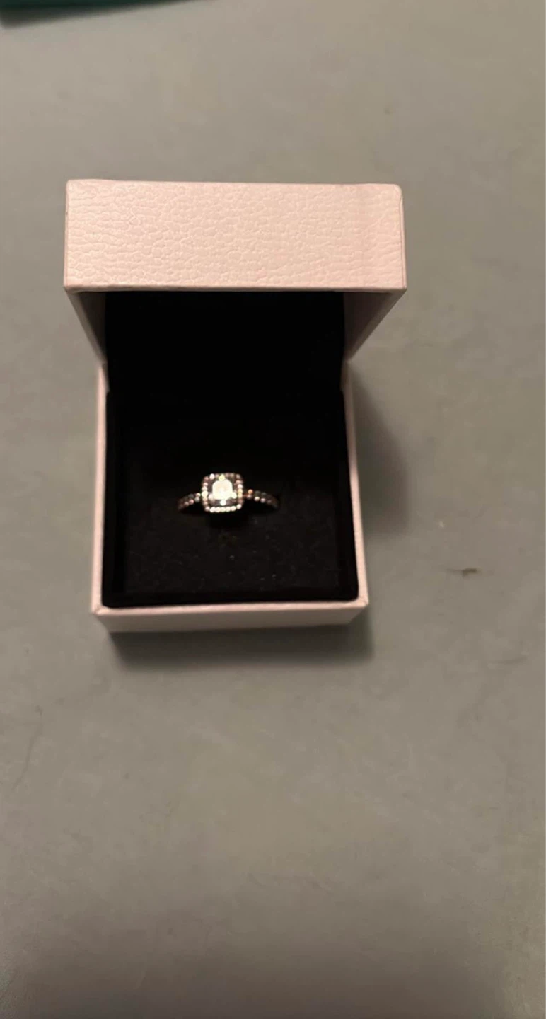 Pandora rose gold ring size 5