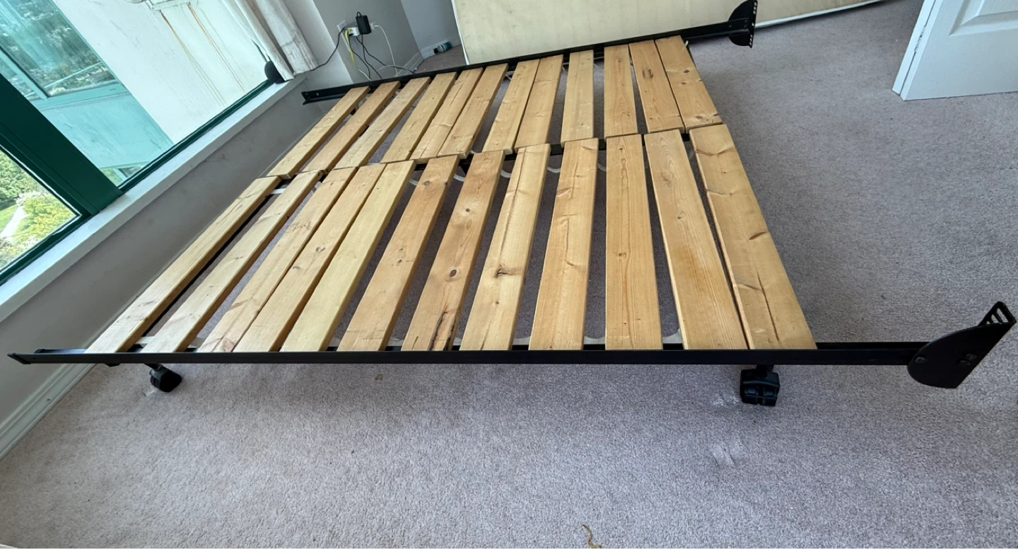 Mattress and Bed Frame (Doble/full) - photo 2