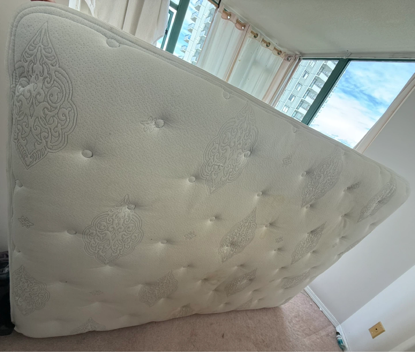 Mattress and Bed Frame (Doble/full) - photo 4