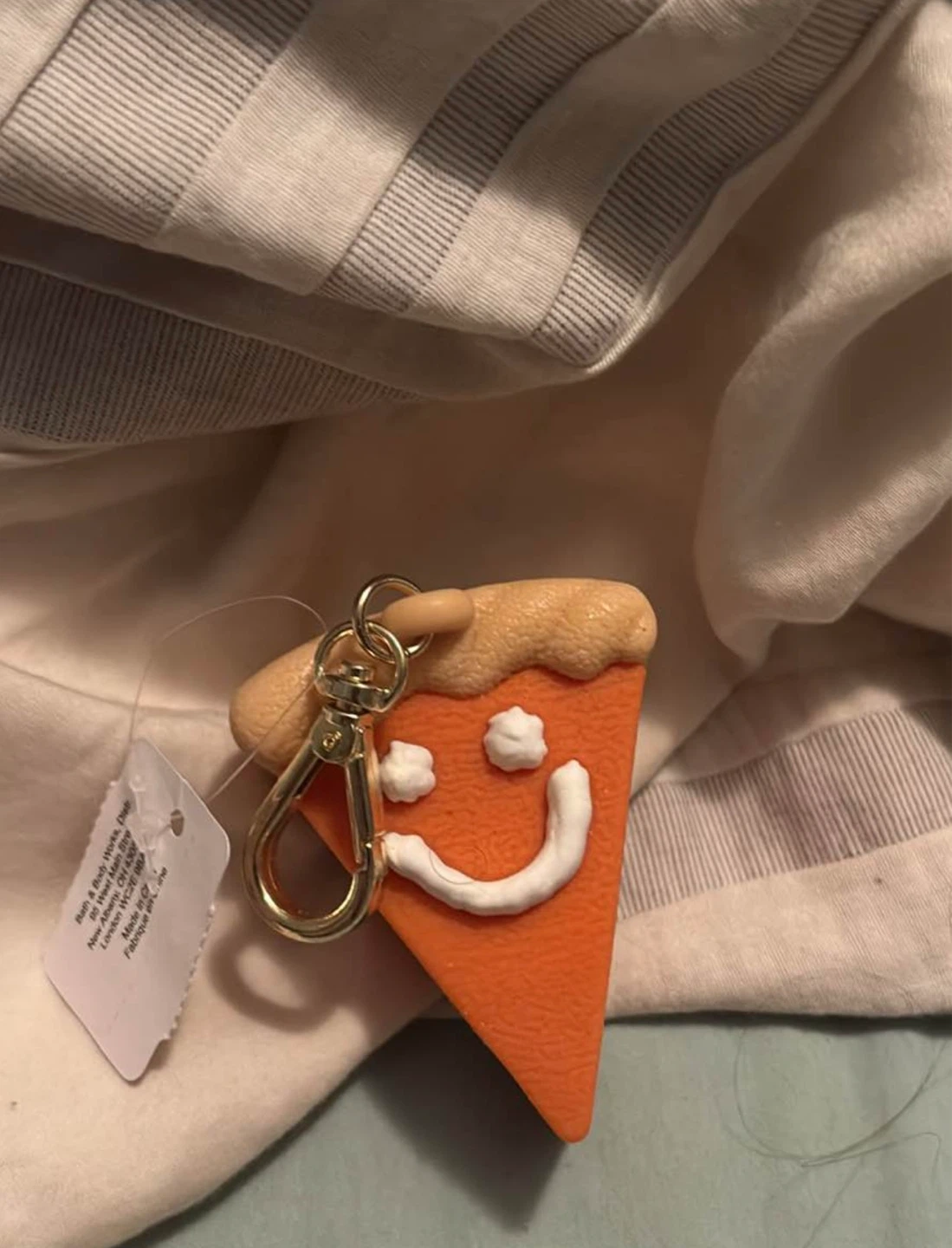 Bath and body works hand sanitizer holder pumpkin pie tags on