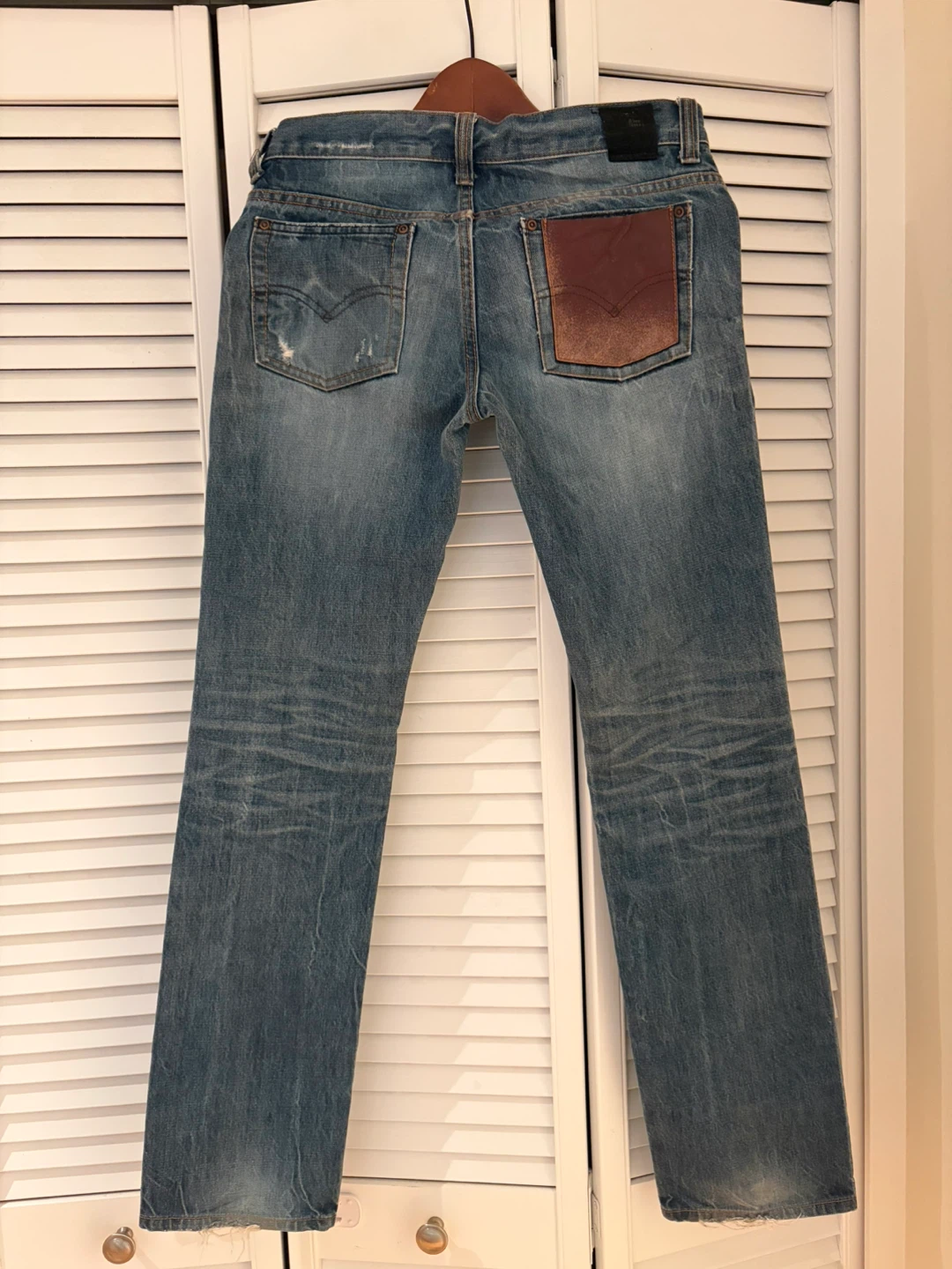 ❤️ Custom Levi’s Leather Detail Jeans - photo 5