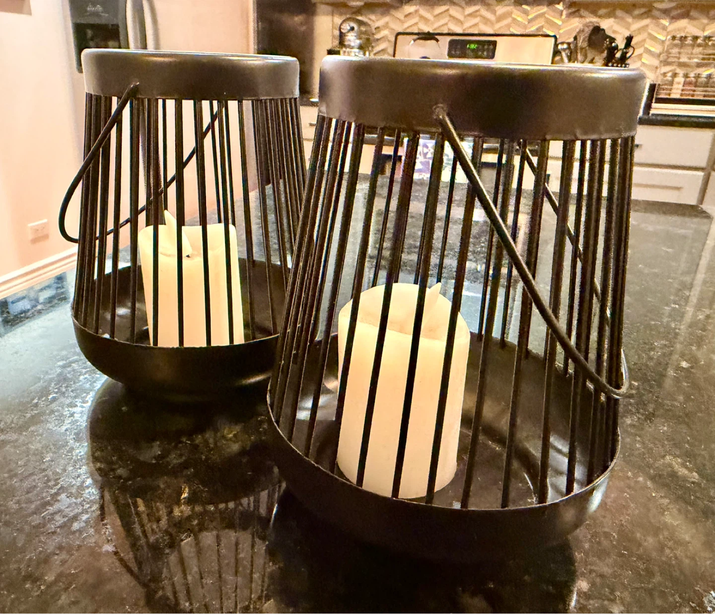 Set of 2 Black Metal Lanterns with Candles - photo 3