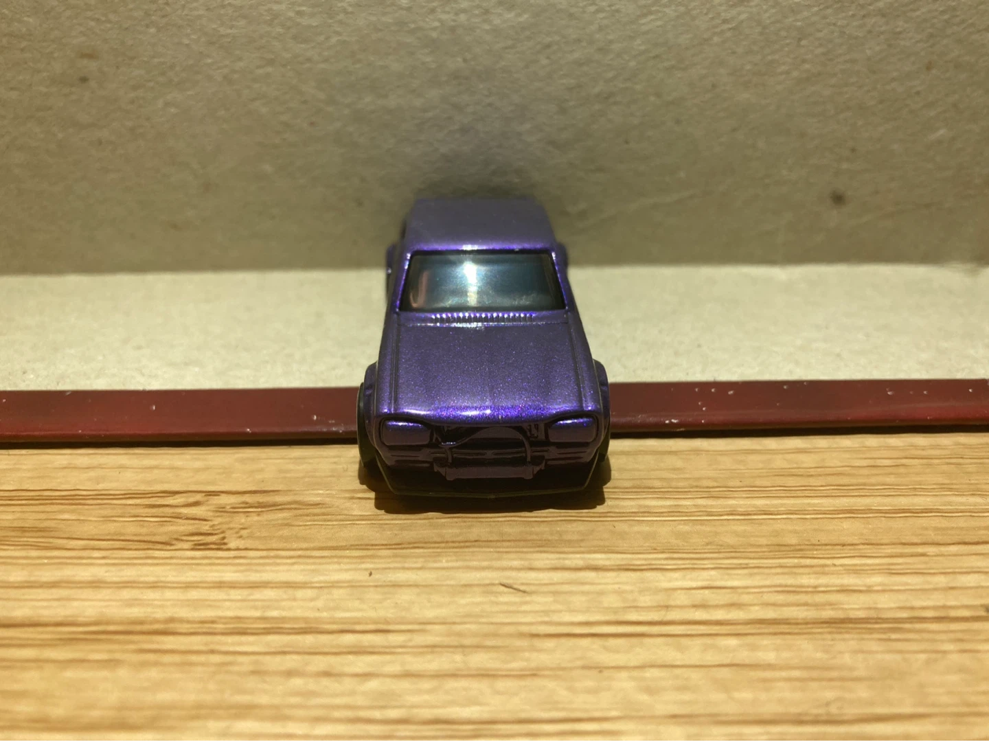 Hot Wheels Loose / Nissan Skyline HT 2000GT-X / Purple - photo 2