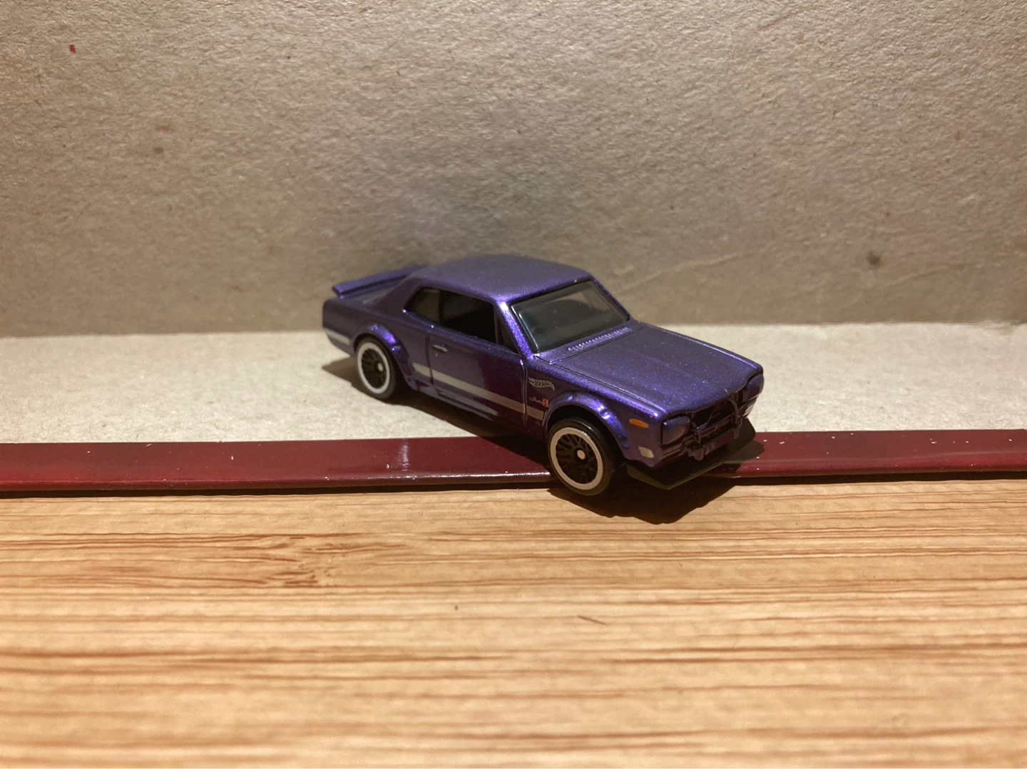Hot Wheels Loose / Nissan Skyline HT 2000GT-X / Purple