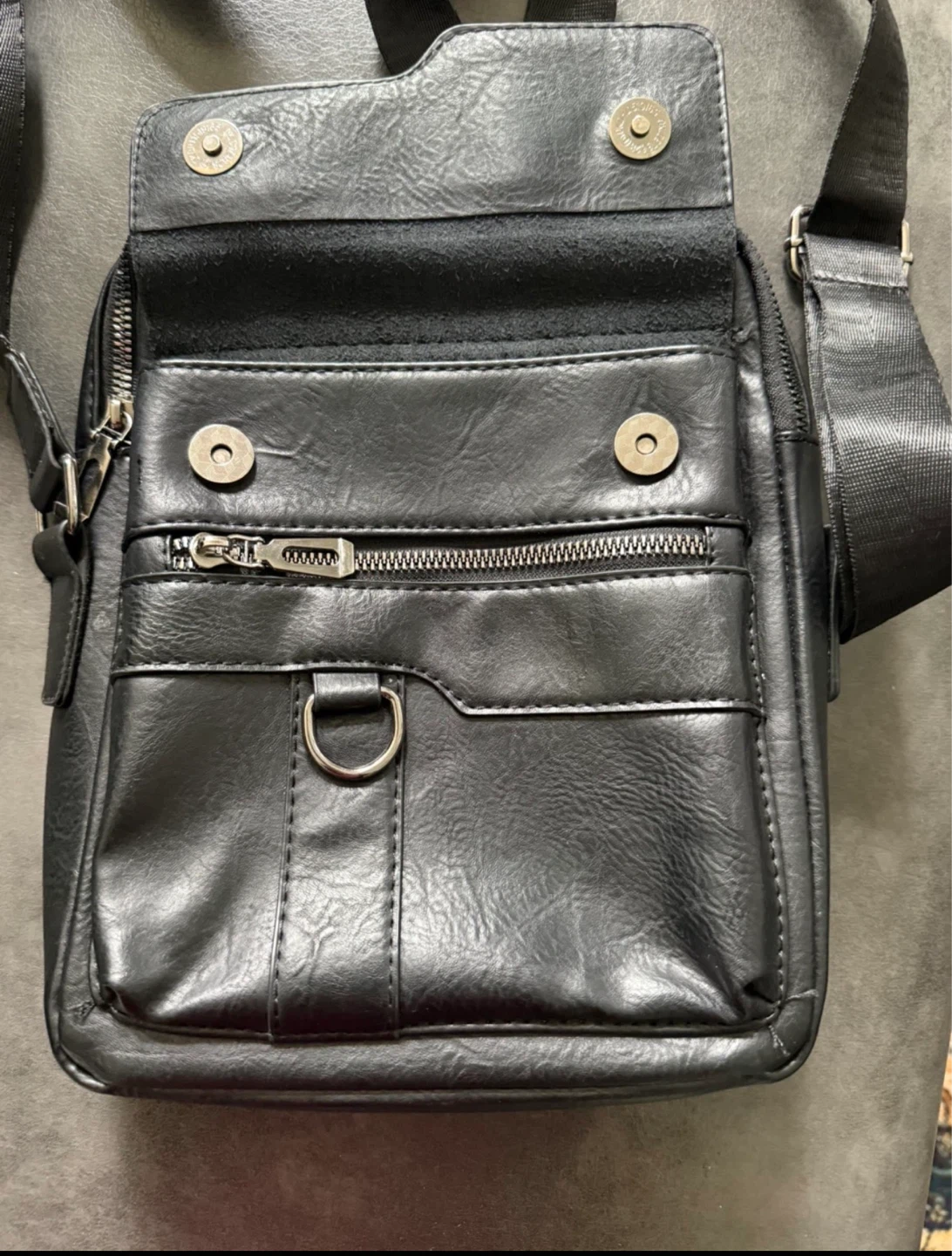 Weixier Black Faux Leather Crossbody Bag - photo 2