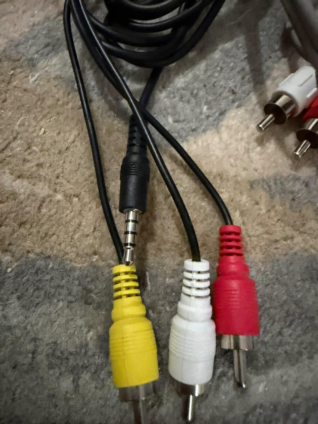 RCA CABLES + RCA TO 3.5MM JACK SET - photo 2