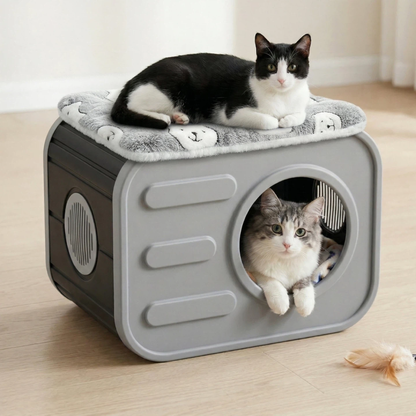 Outdoor Cat House Weatherproof With Cushion - photo 2