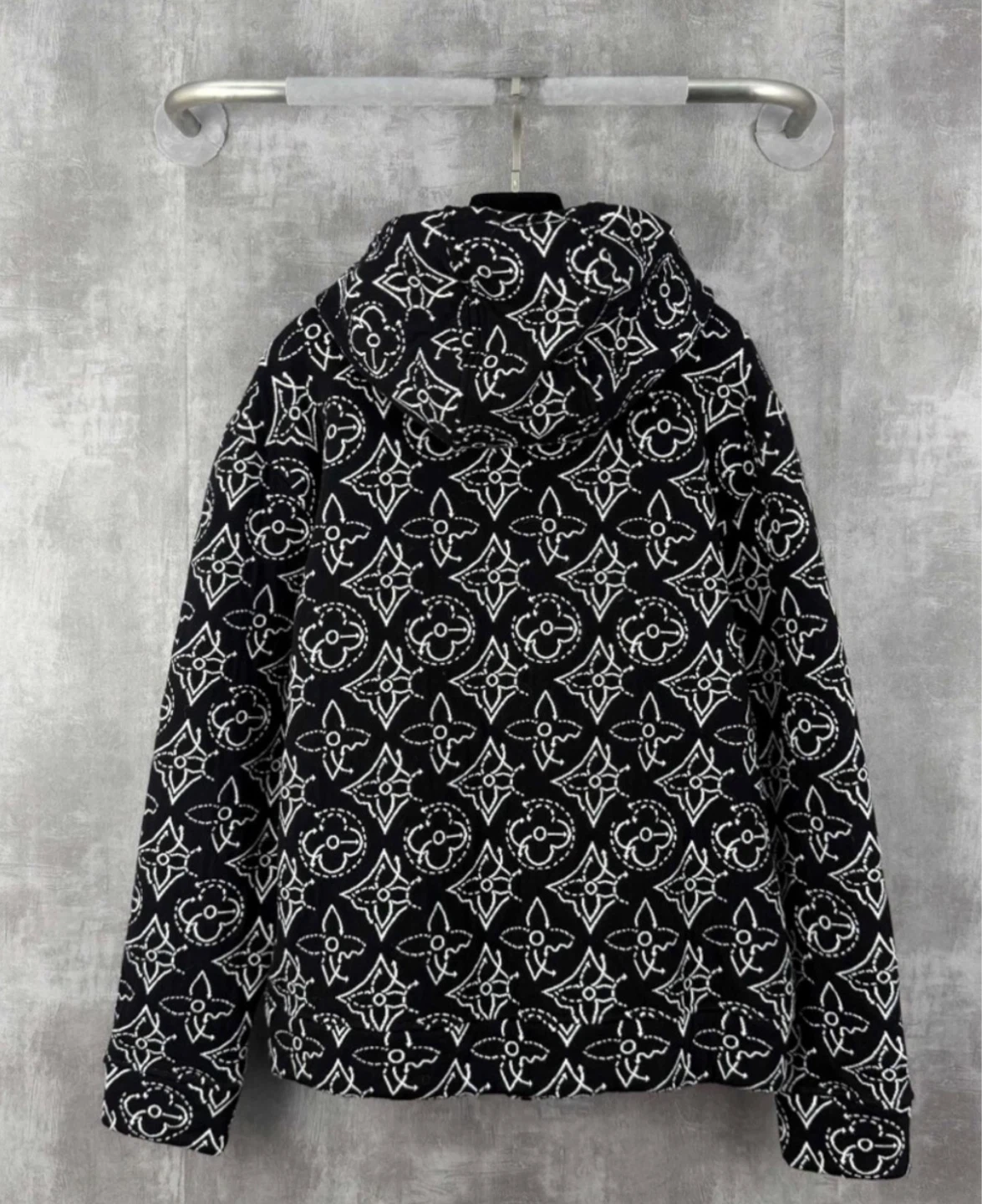 Louis Vuitton Monogram Hoodie - photo 3