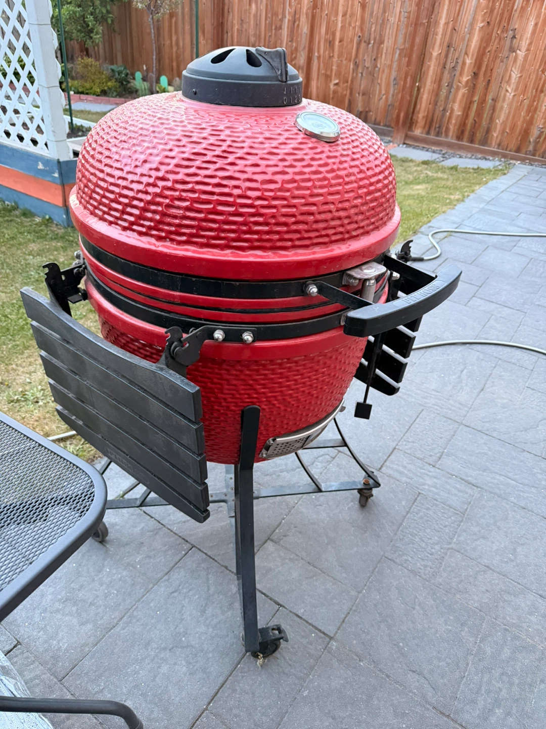 Pit Boss K24 Ceramic Grill - photo 2