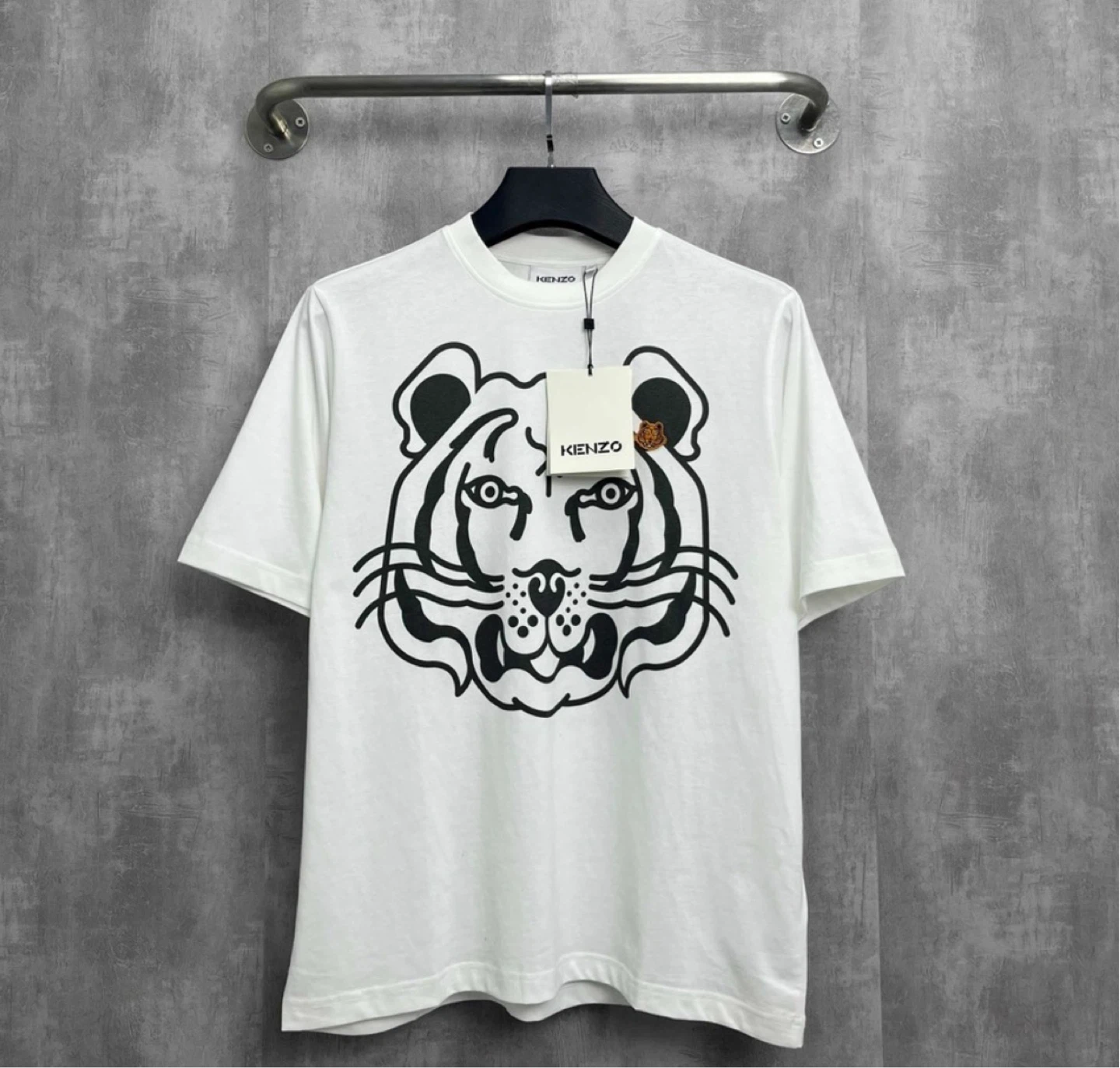 KENZO Tiger Graphic T-Shirt - White - Size L