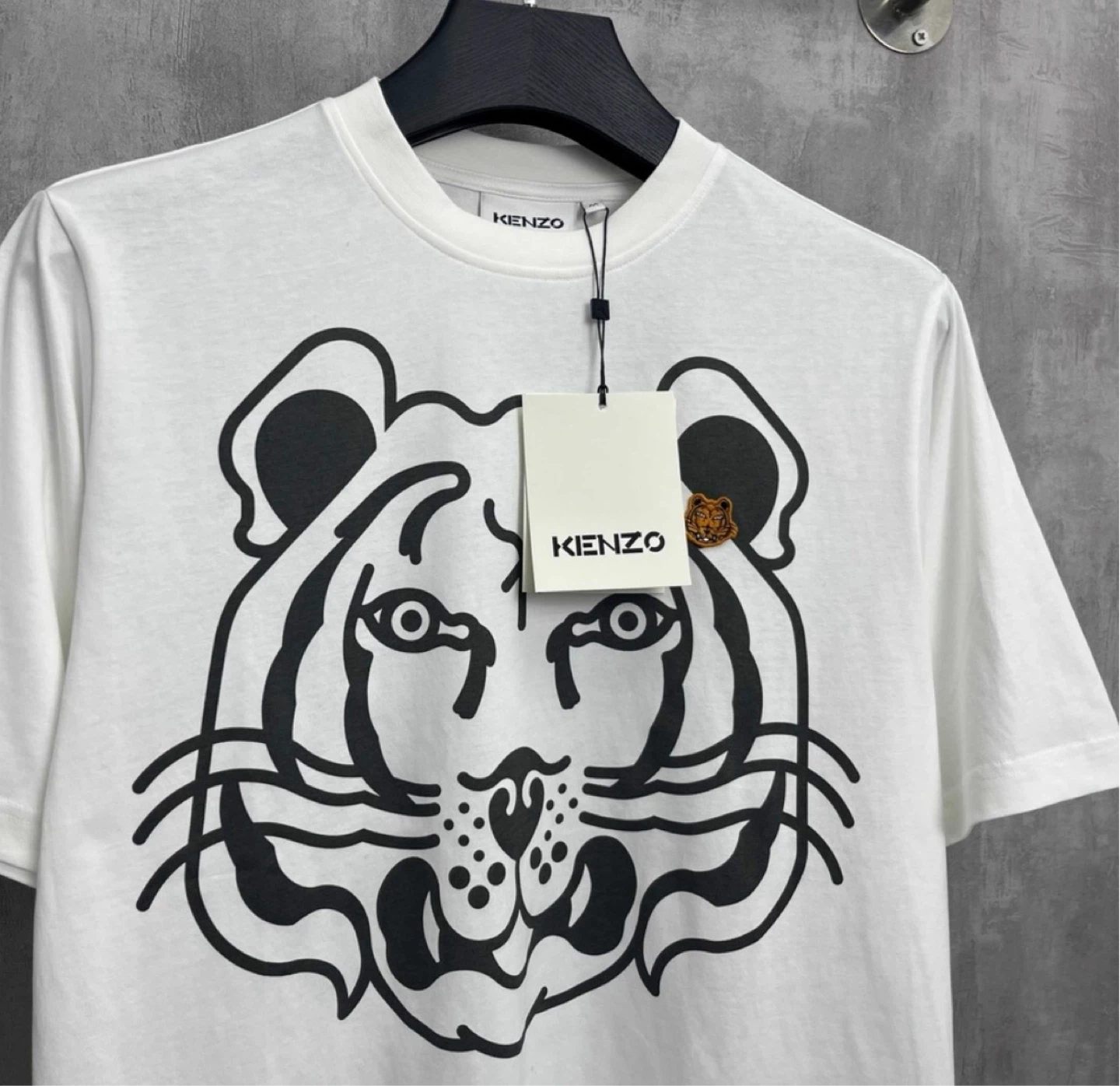 KENZO Tiger Graphic T-Shirt - White - Size L - photo 2