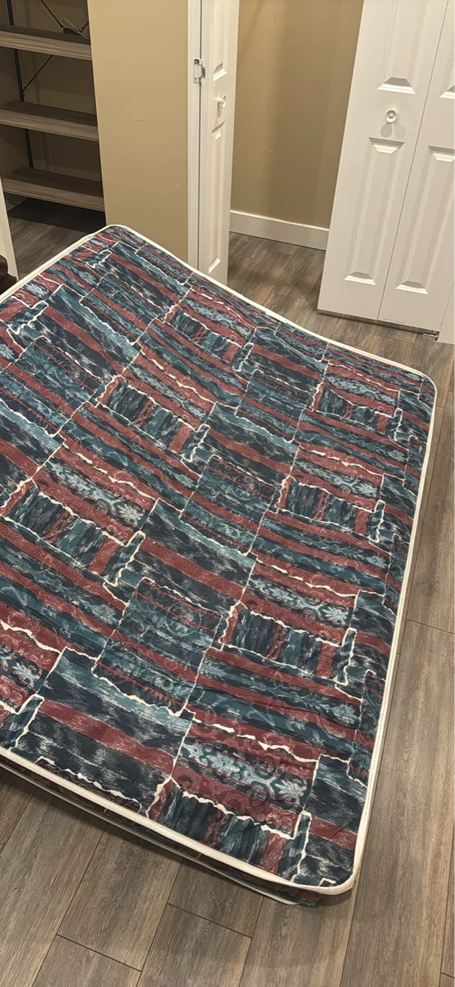 Mattress - Queen Size - photo 3
